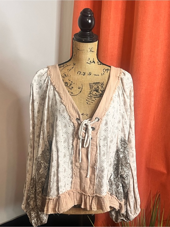 POL Tops - POL Bohemian Lace-Up Peasant Top